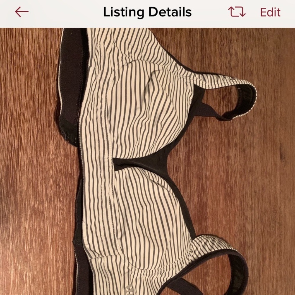 Lululemon Tata tamer 34C